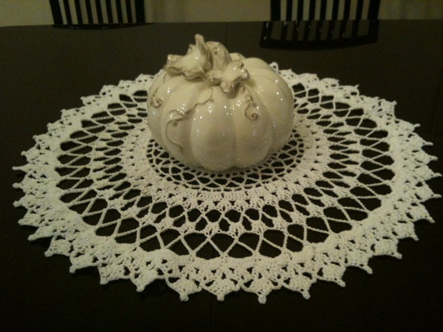 Bev Fantasia Doily