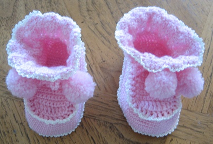 Joys Booties with Bebe Tamm