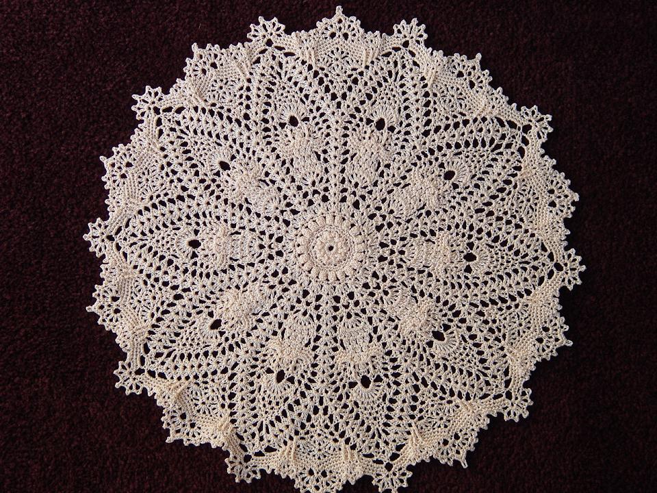 Talias doily 2