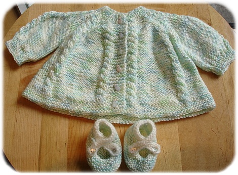 elisols baby sweater outfit